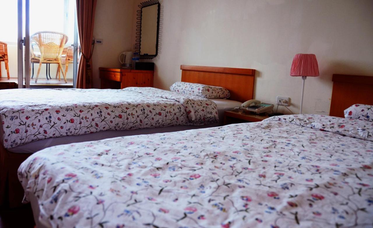 Rainbow Bridge B&B Sanzhi Экстерьер фото